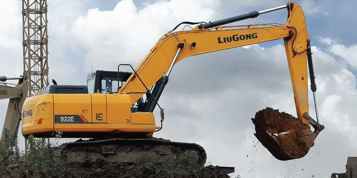 escavadeira-liugong-922E-0001
