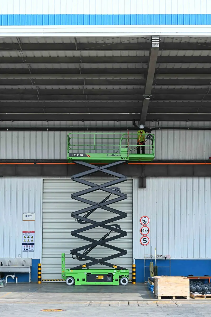 liugong-produtos-plataforma-elevatoria-moveltde-trabalho-tipo-tesoura-LS1412H-01