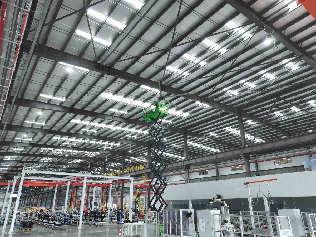 liugong-produtos-plataformas-aereas-tipo-tesoura-LS1414E-03